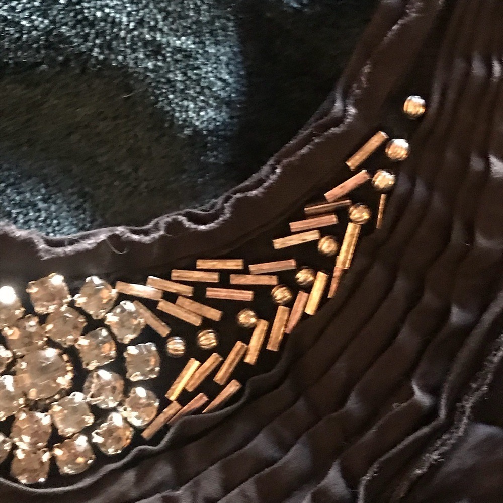 Moda International Halter Top - Picture 8 of 8
